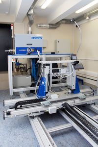 マルチ パラメータカリブレーションおよび試験用ベンチ