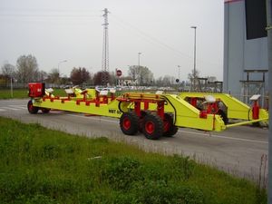 6軸自動台車 1