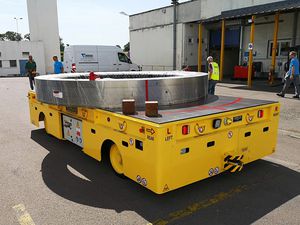 輸送用AGV 1