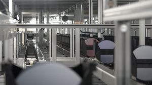 輸送用コンベヤー システム