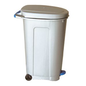 プラスチック製ゴミ箱