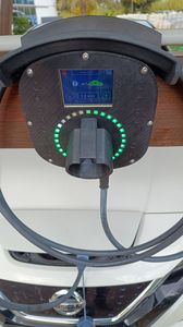 電動車両用充電ステーション