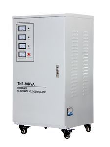 AC電圧調整器