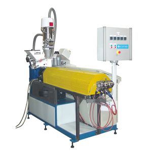 シングルスクリュー押出機