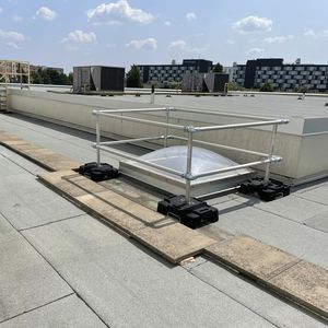 金属構造落下防止システム