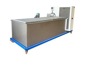 ブロック製氷機 1
