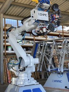 ロボット式パレタイジング・包装ライン 1