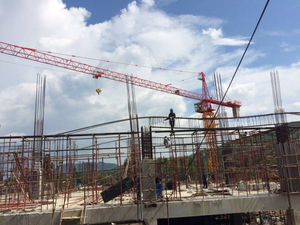 固定式クレ，ン