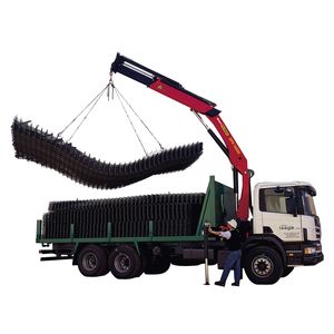 トラックへの取り付け可能クレ，ン