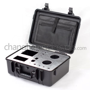 プラスチック製クレ，ト