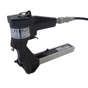 空気圧式ステープラー