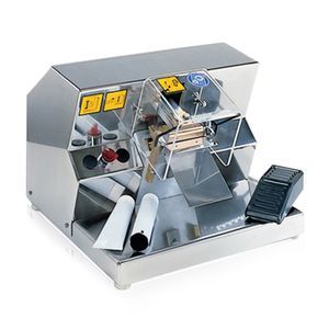 金属チューブ用圧着機