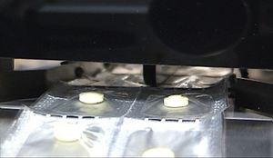 ビジュアル検査機