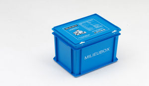 プラスチック製ゴミ箱