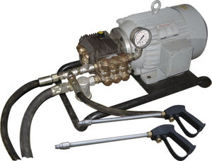 電動式高圧クリーナー