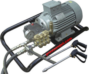 ピストン式ポンプ