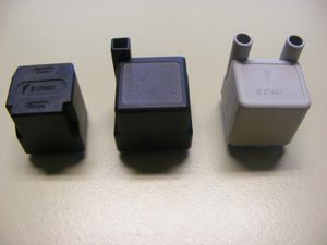 パルス変成器