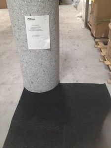 親油性吸収剤マット