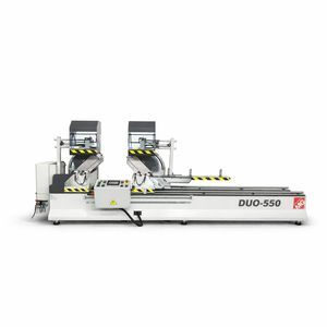 ポリ塩化ビニル用ダブルヘッドマイタ鋸