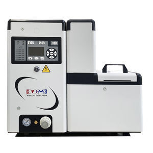 接着剤融合装置