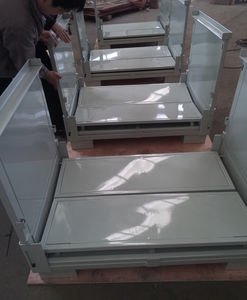 金属製パレットボックス