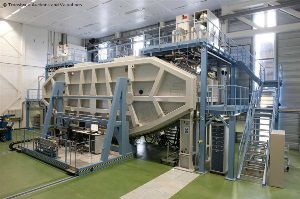 ロールツーロールタイプ塗工機
