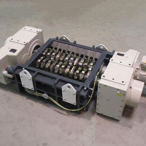 二重軸シュレッダー