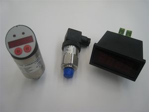 相対圧力伝送器 1