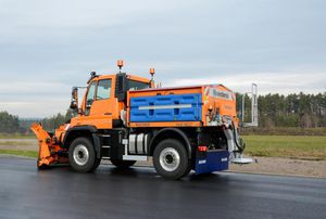 トラック用砂スプレッダー