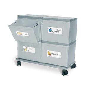 プラスチック製ゴミ箱