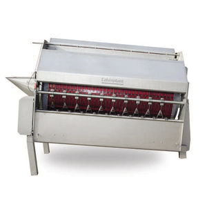 サヤインゲンヘタや芯の除去機