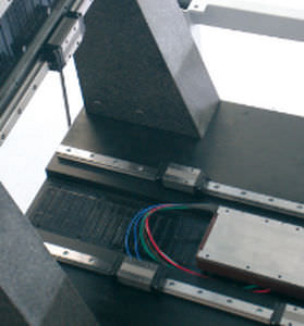 3-5 軸フライス盤 - 400 x 350 x 200 mm | PREMIUM 4030 µ - imes-icore GmbH - 縦型