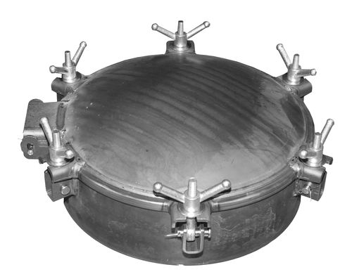 スチール製マンホール - 1010-7003 - Chandler Equipment Inc.