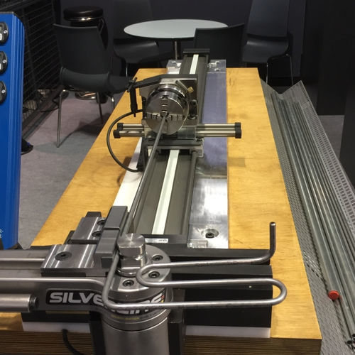 手動式折り曲げ機 - HRB 16 PLUS - Gelber-Bieger GmbH - 管 / デジタル