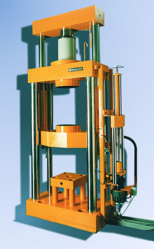 強度試験機 - GTM Gassmann Testing Metrology GmbH - 材料 / 油圧式 / 縦型