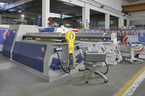 ローラー4本板材曲げ加工機 - M2528D/S - MG S.R.L. - 油圧式 / 円錐形 / 可動制御パネル付