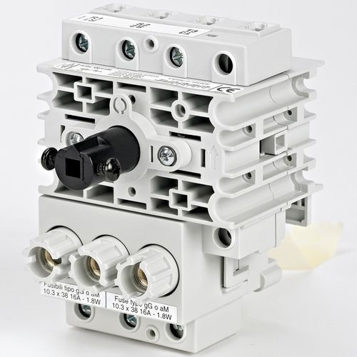 低電圧断路器 - XNF0164BL6 - BREMAS BETTER SWITCHES - 4極 / AC / DINレール