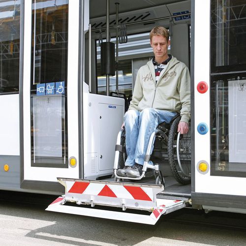 サイドマウントリフトゲート - MBB MEDILIFT - Palfinger - 車椅子用 / 車両 / 回路用