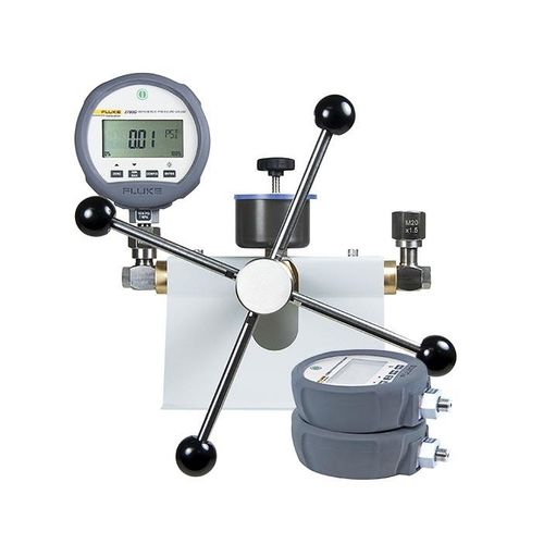 圧力校正器 - P55 series - Fluke Calibration - ポータブル / デジタル / 油圧式