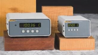 デジタル温度コントローラー - 2 series - Fluke Calibration