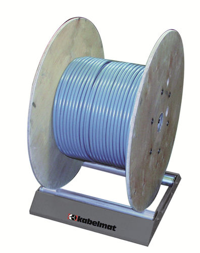 手動式巻き出し機 - TROMBOI 500 - Kabelmat Wickeltechnik GmbH - ケーブル / ケーブルドラム / スプール