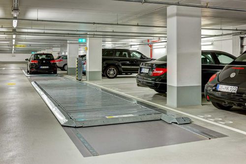 スライド式駐車場用プラットフォーム - 503 - Otto Wöhr GmbH