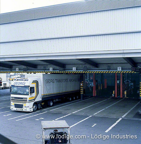 航空用搬出口 - Lödige Industries