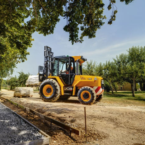 内燃機関式フォークリフト - RTFL - JCB - 乗り型 / 建設業用 / 4輪