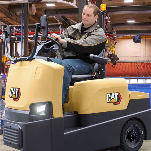 車両用電動式荷物運搬機 - NTS series - Cat Lift Trucks/キャタピラー - 航空産業用 / 重荷重用 / バッテリー式
