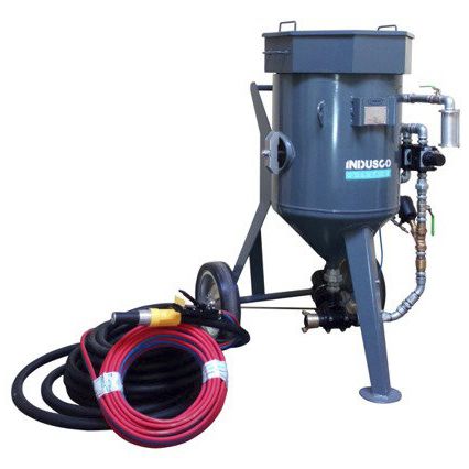 手動式サンドブラスタ－ - UNIVERSAL - Indusco Solution Sp. z o.o. - 圧力式 / 移動式