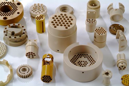プラスチック旋削加工 - DEDIENNE MULTIPLASTURGY® GROUP - 航空用 / 精密 / 5軸