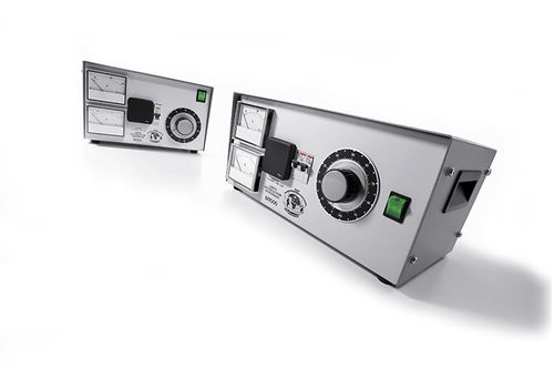 卓上電源 - BR 351 - BLOCK Electronics (Kunshan) Co., Ltd - AC/AC / ショート防止機能付 / 実験用