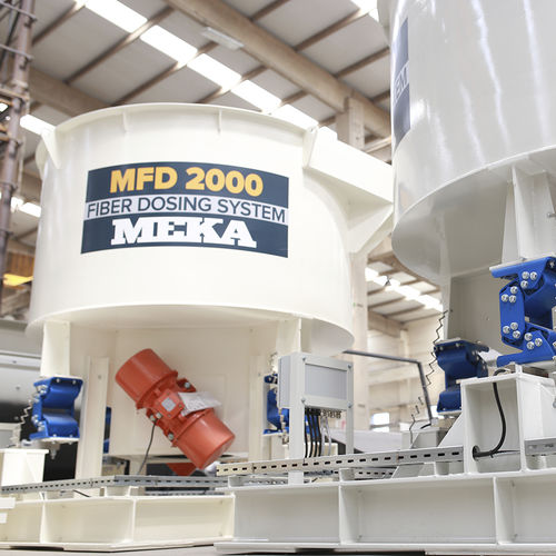 繊維分注器 - MEKA Crushing Screening and Concrete Batching Technologies - 重量式 / ミキサー付き / 大容量