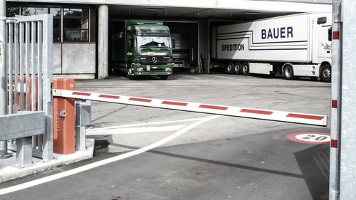 アクセス用バー - G-620-S - Gilgen Door Systems AG - 持ち上げ / 車両用 / 関節付き